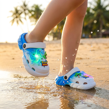 Zoccoli LED a forma di dinosauro per bambini – Scarpe estive e da spiaggia luminose e antiscivolo per giardino e mare